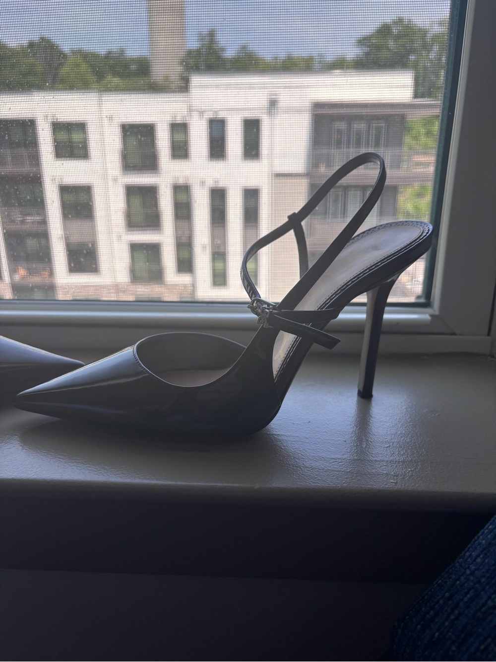 Sam Edelman Black Patent Pointed Slingback Heels - Picture 3 of 3